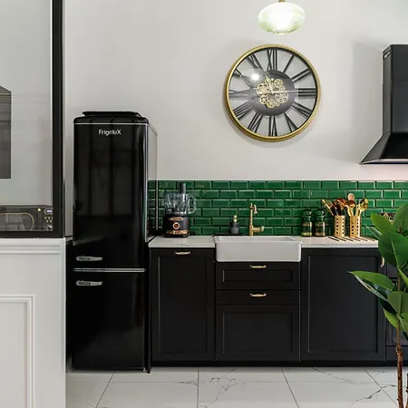 Peaceful 1 Bdr & Large Sunny Terrace - Bail Mobilite Appartement *