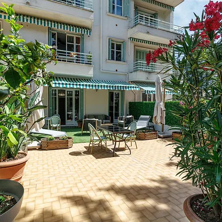 Peaceful 1 Bdr & Large Sunny Terrace - Bail Mobilite Appartement *